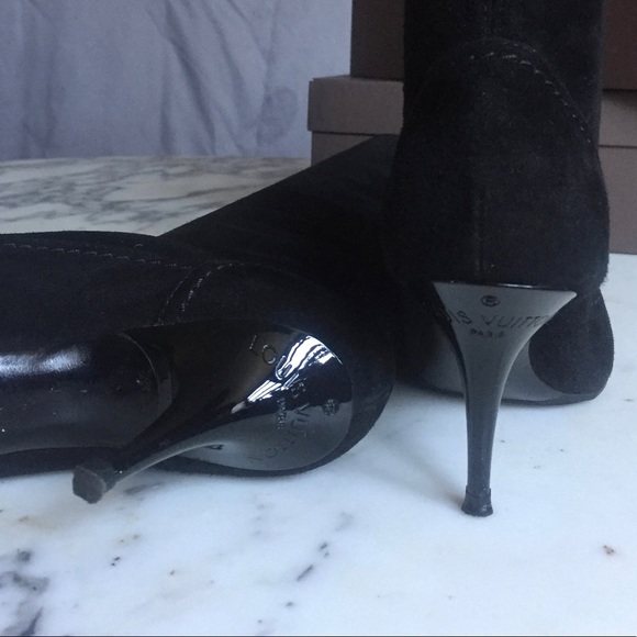 Louis Vuitton Black Microsuede Boots - Picture 3 of 6
